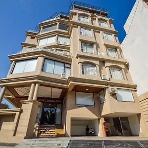 *** Hotel Capital O 23023 Gyan Garh India